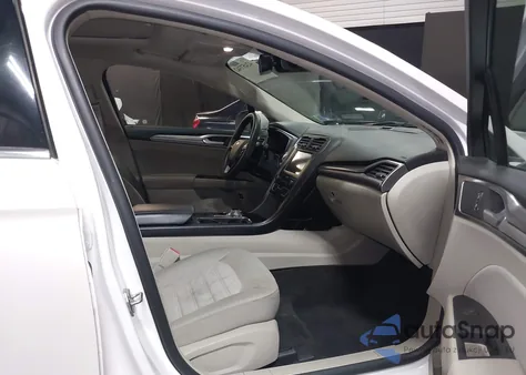 2020 Ford Fusion Hybrid Se из США, поврежденный, VIN 3FA6P0LU8LR142370